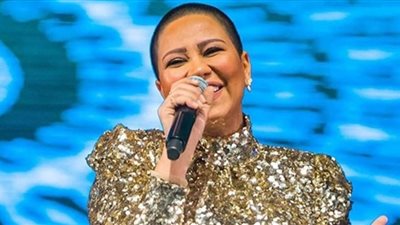 شيرين عبدالوهاب تبدأ أحتفال رأس السنة بـ