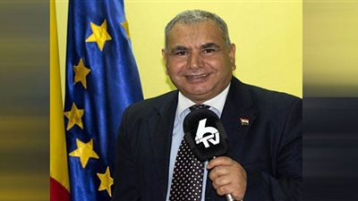 السيسي يهنئ الجالية المصرية في رومانيا بالعام الميلادي الجديد