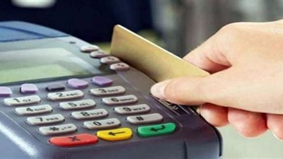 التموين تستثني كبار السن وأسر السجناء من إضافة الهاتف المحمول
