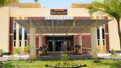 الحماية المدنية تسيطر على حريق بغرفة الغازات بمستشفى أسيوط الجامعي