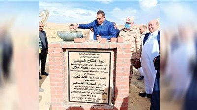وضع حجر الأساس لأول قناة مفتوحة لنقل مياة الصرف الزراعى خارج سيوة
