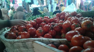 تراجع في اسعار الخضروات والفاكهة باسواق البحيرة
