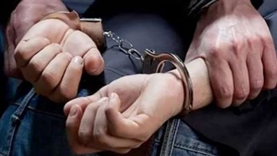 ضبط حلبص وبحوزته بندقية آلية و١٦٠ تذكرة مخدر الشابو في قبضة النحاس بفارسكور