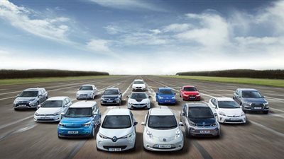 كونتكت المالية تطلق منتجا رقميا لتأمين السيارات من خلال شركاتها