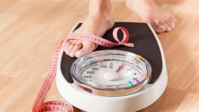 طريقة إنقاص الوزن لمرضى الكبد.. إنفوجراف