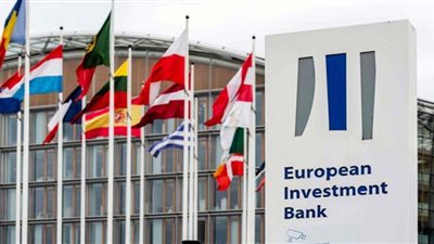 الاستثمار الأوروبي يُوقّع قرضًا لتمويل شبكة توزيع الطاقة في فرنسا