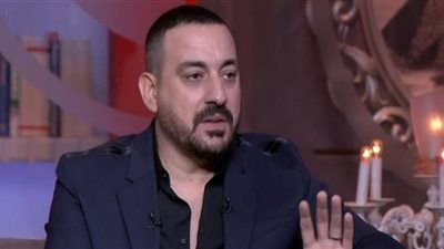 بإطلالة أجنبية .. دياب يثير الجدل على إنستجرام (صور)