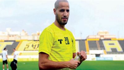 لاعب الاتحاد السعودي السابق يحذر من ميزة الهلال قبل موقعة اليوم