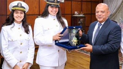 رئيس ميناء دمياط يستقبل وفد كلية النقل البحري والتكنولوجيا