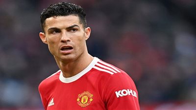 مدرب اليونايتد يكشف مستقبل 