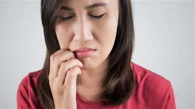 منها الصداع النصفي.. أسباب تنميل الجانب الأيمن بالوجه