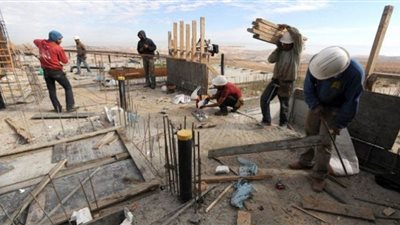 التقديم بدءًا من الإثنين المقبل.. التأمينات تزف بشرى سارة لعمال المقاولات (فيديو)