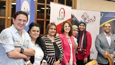 صور.. خبراء العلاقات العامة والإعلان يناقشون مشروعات تخرج قسم الإعلام بجامعة عين شمس