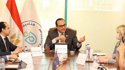 وفد البنك الدولي يشيد بدور التأمين الصحي الشامل على سرعة تطور الرعاية الصحية بمصر