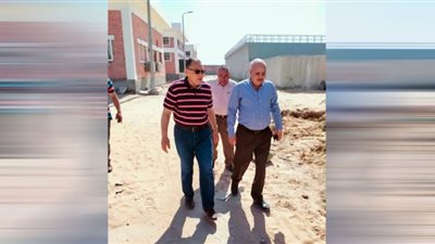 محافظ الشرقية يُتابع إنشاء محطة صرف صحي بقصاصين الشرق بتكلفة 150 مليون جنيه