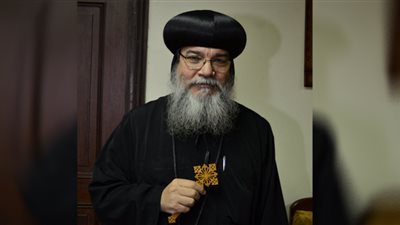 عيد الميلاد المجيد 2022| الأنبا مكاريوس لـ أبناء المنيا: المحبة للمسيح أهنئكم بمولد مخلص الأمة