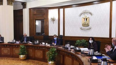 رئيس الوزراء يتابع الخطوات التنفيذية لمشروعات سياحية وتنموية بالعلمين الجديدة