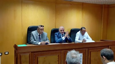 رئيس جامعة الأقصر يشهد انطلاق الدوري الثقافي للطلاب