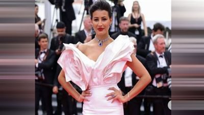 بالأسود الجرئ ريم السعيدي تخطف الأضواء في مهرجان كان السينمائي 2022