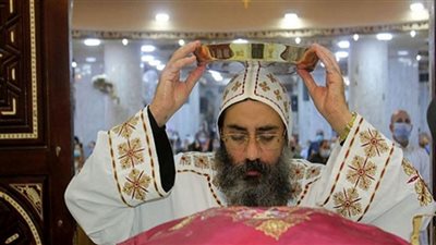 بث مباشر | الأنبا فيلوباتيريترأس احتفالية عيد الميلاد في أبوقرقاص