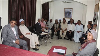 وفد قنا ينظم ندوة 