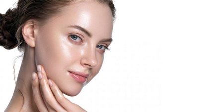 فوائد العسل الأسود للبشرة