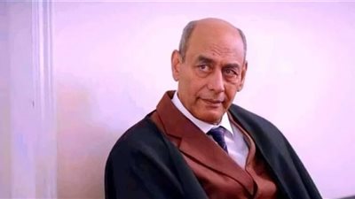 أحمد بدير ينتهي من 