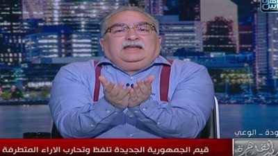 إبراهيم عيسى: العقل السلفي يحتل المجتمع.. وعلينا نسف الأفكار القديمة (فيديو)