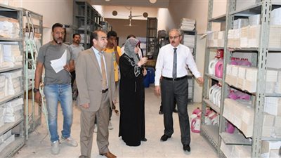 رئيس جامعة قناة السويس يبدأ حملة تطوير المخازن الرئيسية والفرعية