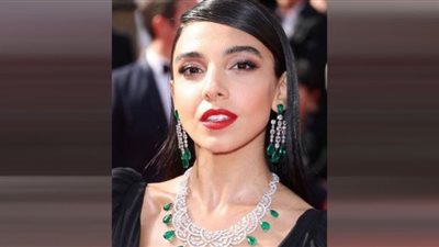 سلمى أبو ضيف تتألق بفستان ساحر في مهرجان كان 2022