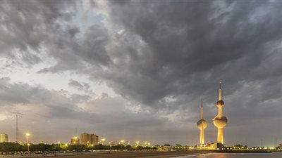 كتلة هوائية ساخنة.. حالة الطقس في الكويت غدًا الخميس