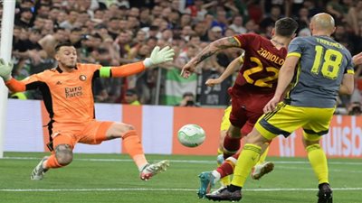 نهائي دوري المؤتمر الأوروبي.. روما يتقدم علي فينورد بهدف في الشوط الاول