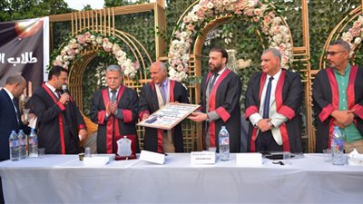 وكيل صحة الغربية يكرم خريجى طلبة بكالوريوس تكنولوجيا العلوم الصحية