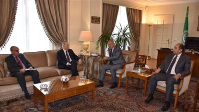 أبو الغيط يناقش مع وزير خارجية قبرص سبل تعزيز التعاون الثنائي