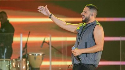 أغنية منذ 16 عامًا وإطلالة جديدة.. ماذا حدث في حفل محمد حماقي بموسم جدة 2022