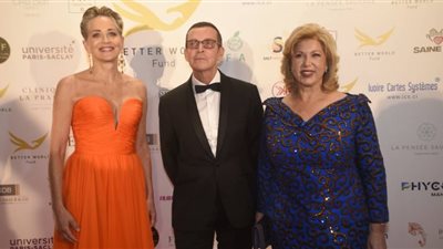 انور الكمونى يمثل الرياضة والصحة فى مهرجان 