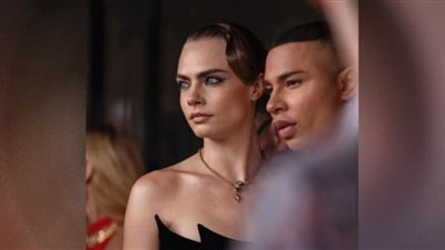 شرطة الموضة تكشف عيب فستان كارا ديليڤين في مهرجان كان 2022