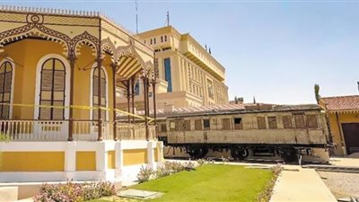 نقل عربات سكة حديد تاريخية لمتحف قناة السويس