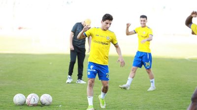 بعد إصابته .. طبيب الإسماعيلي يوضح موقف ” أحمد مصطفي “