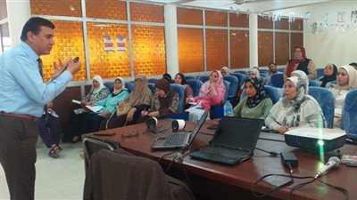 صحة الفيوم تختتم دورة اللوائح المنظمة لعمل مقدمي الخدمات الطبية