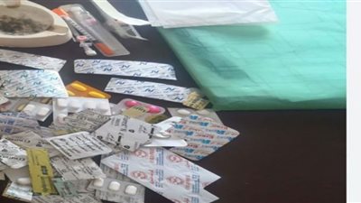 ضبط أدوية مجهولة المصدر داخل صيدلية بالشرقية