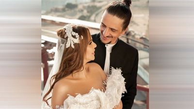 الصور الأولى من حفل زفاف دنيا عبدالعزيز ومصطفى كامل