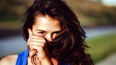 5 خطوات للحفاظ على رائحة الشعر