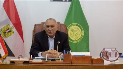 بدء تشغيل معارض الغرفة التجارية بالإسماعيلية