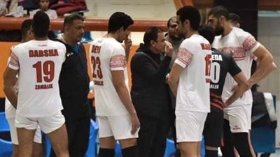 طائرة الزمالك تهزم الطيران في الدوري العام