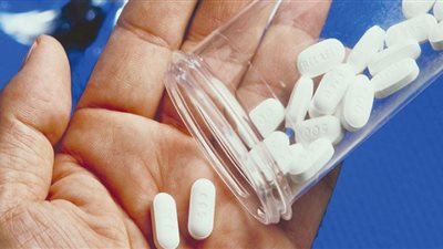 احذر.. مسكن شائع للألم يمكن لاستخدامه الطويل زيادة مخاطر الإصابة بالنوبة القلبية