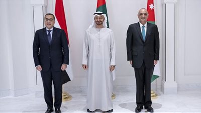 توقيع وثيقة مبادرة 