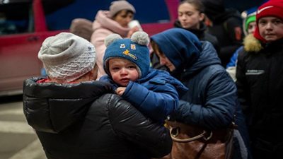 بولندا تُعلن ارتفاع عدد اللاجئين من أوكرانيا