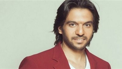 بهاء سلطان يقترب من المليون مشاهدة بأغنية 