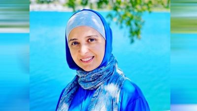 محتشمة وأنيقة .. حنان ترك في أزهى إطلالاتها